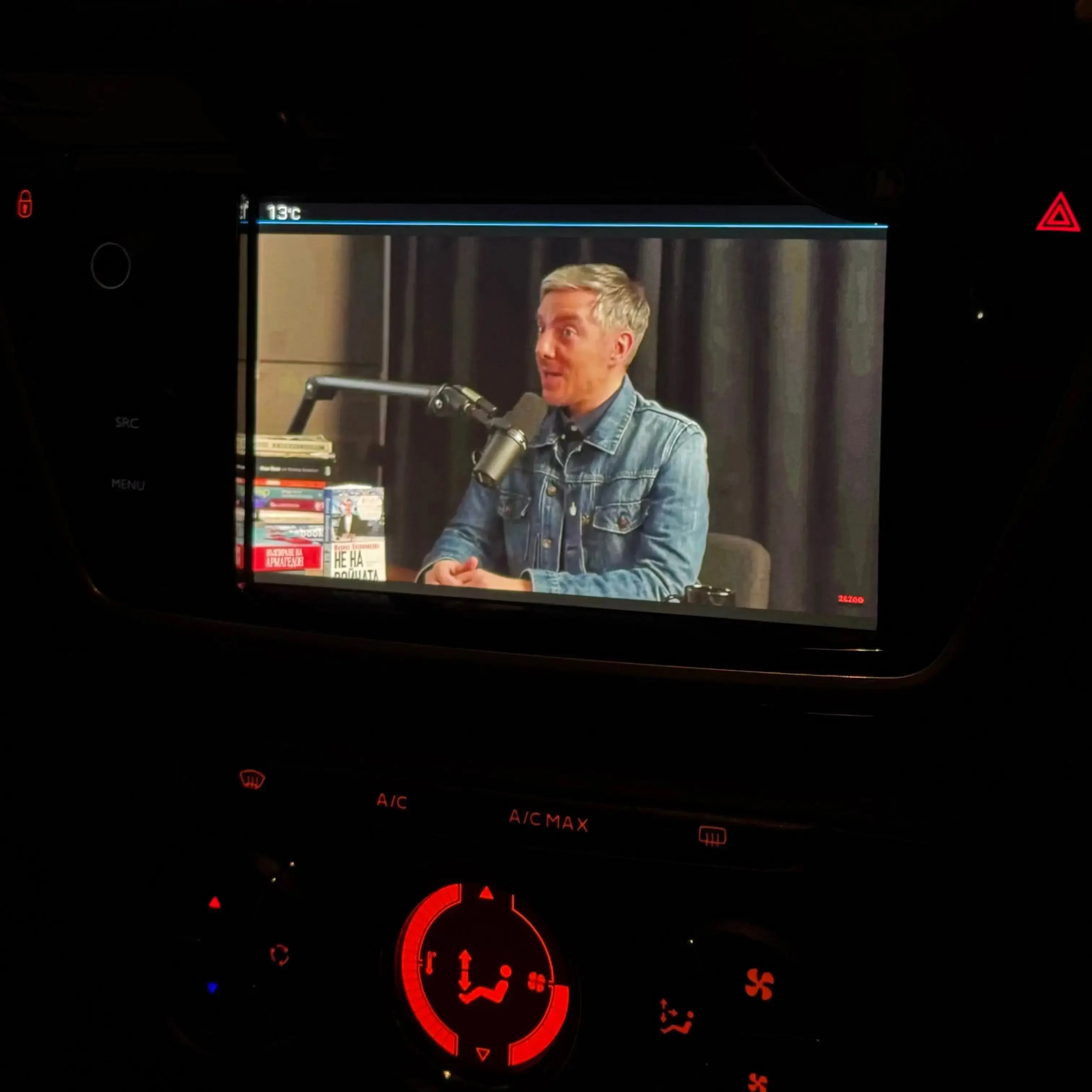 Филми, Телевизия и YouTube в Колата, 5в1 CarPlay и Android Auto Адаптер PERGLOT Bulgaria